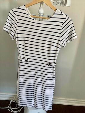 Banana Republic White Dress with Black Stripes - Short Sleeve